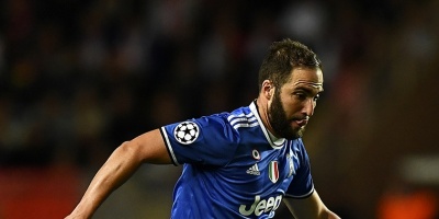 Doblete de Higu�in