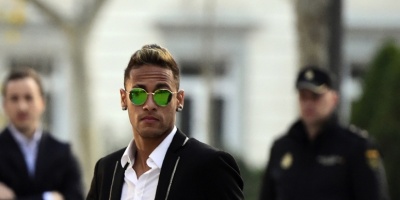 Neymar ir� a juicio en Espa�a por presunta estafa en su traspaso al Barcelona 