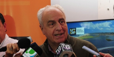 Rossi: La empresa belga Katoen Natie no se retira de Uruguay