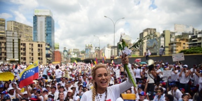 Esposa del opositor venezolano Leopoldo L�pez afirma que "est� bien"
