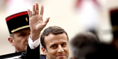 Emmanuel Macron asume la presidencia de Francia