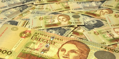 Moneda uruguaya cierra con depreciaci�n de 0,11%; d�lar a 28,09 pesos