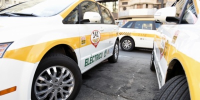 Gobierno e Intendencia presentaron 20 nuevos taxis el�ctricos