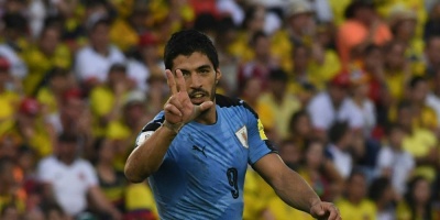 Luis Su�rez se lesiona y no jugar� los amistosos de Uruguay