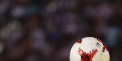 Argentina golea a Guinea (5-0) pero queda a expensas de otras llaves