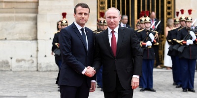 Macron recibe a Putin en Versalles para su primer encuentro
