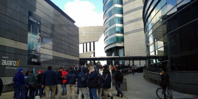 Trabajadores de Antel realizan paro