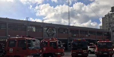 Jap�n don� cuatro camiones contra incendio