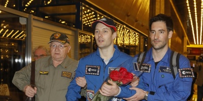 Astronautas franc�s y ruso vuelven tras vivir 200 d�as en el espacio exterior