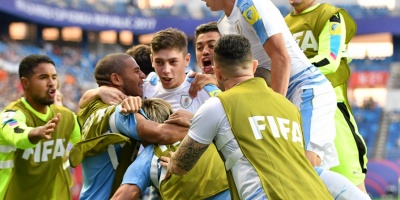 Uruguay a semifinales