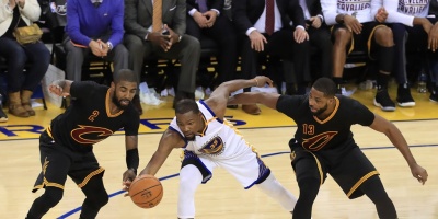 Warriors aplastan a Cleveland y ponen 2-0 la Final NBA