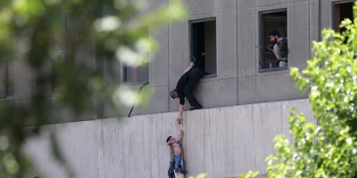 Aumenta a doce el n�mero de muertos en los ataques del EI en Teher�n