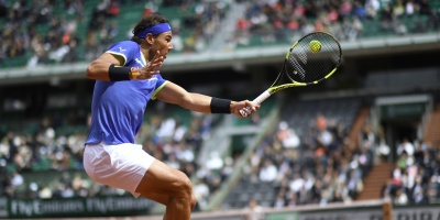 Nadal pasa a semifinales en Roland Garros tras abandono de Carre�o