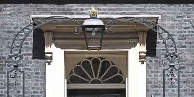 May formar� un nuevo gobierno pese al rev�s electoral