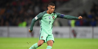 Cristiano Ronaldo lidera el triunfo de Portugal en Letonia