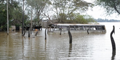 Estiman que desplazados permanecer�n una semana m�s fuera de sus hogares
