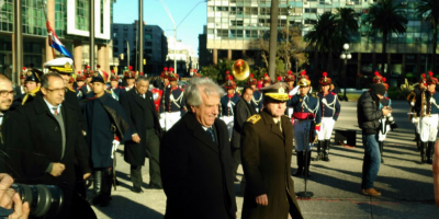 V�zquez encabeza el acto por el 253� aniversario del natalicio de Artigas