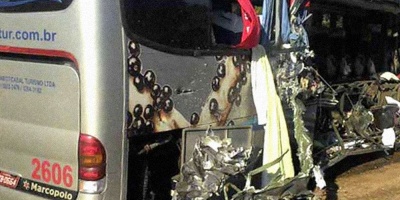 Suben a 21 los muertos en accidente m�ltiple en Brasil