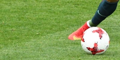 Estudiantes e Independiente ganan y se acercan a la Copa Libertadores