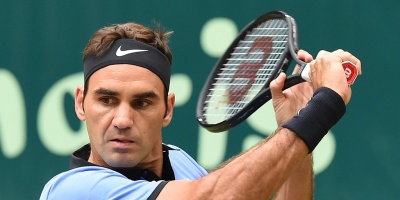 Federer barre a Zverev en la final del Torneo de Halle