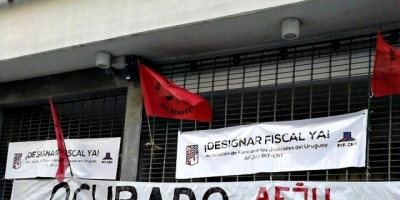 Judiciales desalojaron sede de Ciudad Vieja sin oponer resistencia