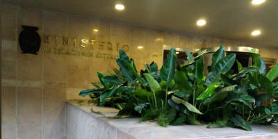 Denunciar�n casos de vandalizaci�n de ministerios y comercios c�ntricos