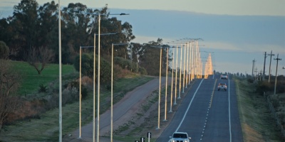 Disponen cr�dito por U$S 80 millones para obras viales en �rea metropolitana
