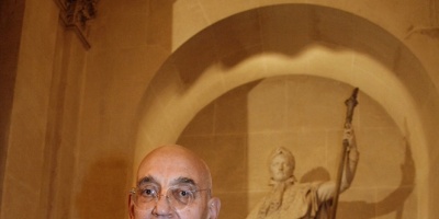 Muri� historiador y acad�mico franc�s Max Gallo