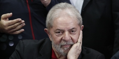 Juez Moro bloquea bienes y cuentas de Lula tras condena por corrupci�n