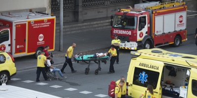 El accidente de un tren de cercan�as en Barcelona deja 54 heridos, uno grave