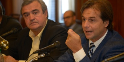 Oposici�n cuestiona postura "t�mida" de Uruguay ante Venezuela