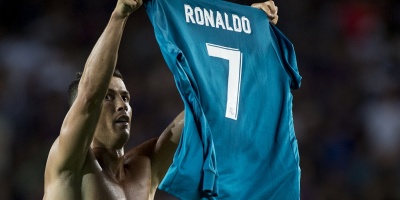 El Real Madrid acaricia la Supercopa tras ganar 3-1 al Barcelona