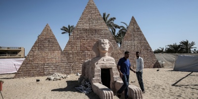 Arquelogos descubren tres tumbas milenarias en el sur de Egipto