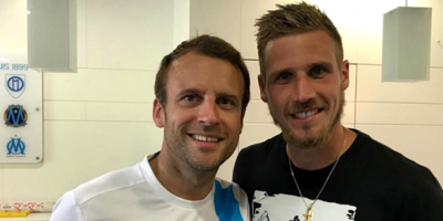 Macron visita a jugadores del Marsella durante sus vacaciones