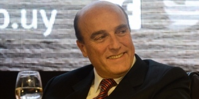 Martnez defendi su gestin al frente de ANCAP