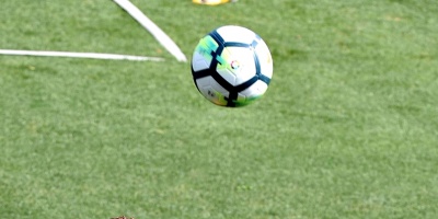 Boca y River defienden la punta ante Lans y Banfield