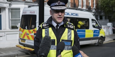 La Polic�a busca al responsable del atentado en el metro de Londres