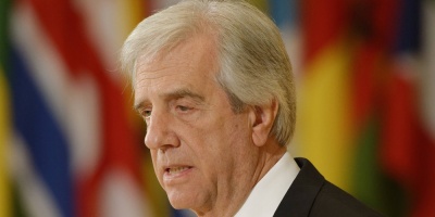 Vzquez viaja a Nueva York y Topolansky asume la presidencia