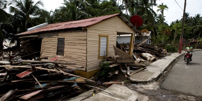 Cientos de dominicanos ven destruidas sus frgiles viviendas por cicln Mara