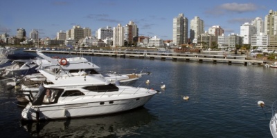 Embajada britnica en Uruguay invita a 50 nios a conocer regata mundial