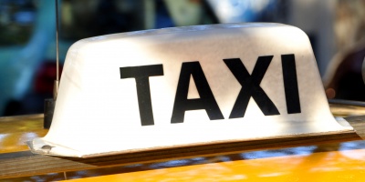 Fue detenido un taxista que asaltaba a pasajeros