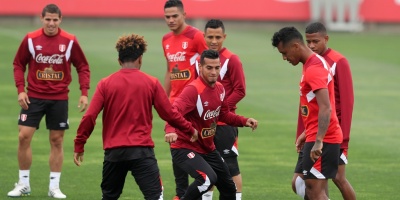Per busca histrica clasificacin ante Colombia, que tambin suea con Rusia