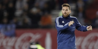Prensa argentina ensalza al "genio" Messi, con quien todo "sueo" es posible