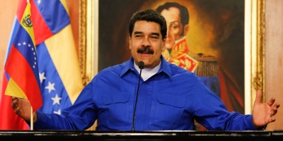 Maduro llama a votar "con mucha conciencia para consolidar la paz"