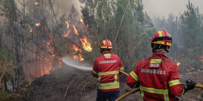 Portugal, de nuevo de luto por ola de incendios que deja m�s de 30 muertos