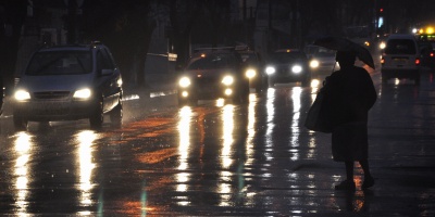 Advertencia por tormentas fuertes en 16 departamentos