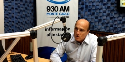 Mart�nez justifica posible creaci�n de centro urbano en Jacksonville