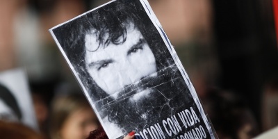 Investigan si cuerpo hallado es el del desaparecido Santiago Maldonado