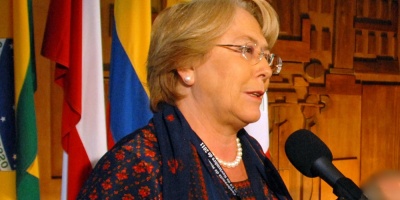 "Hace falta participaci�n para reducir enfermedades", dijo Bachelet