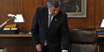 Nin Novoa explic� ante el secretariado del FA el TLC con Chile